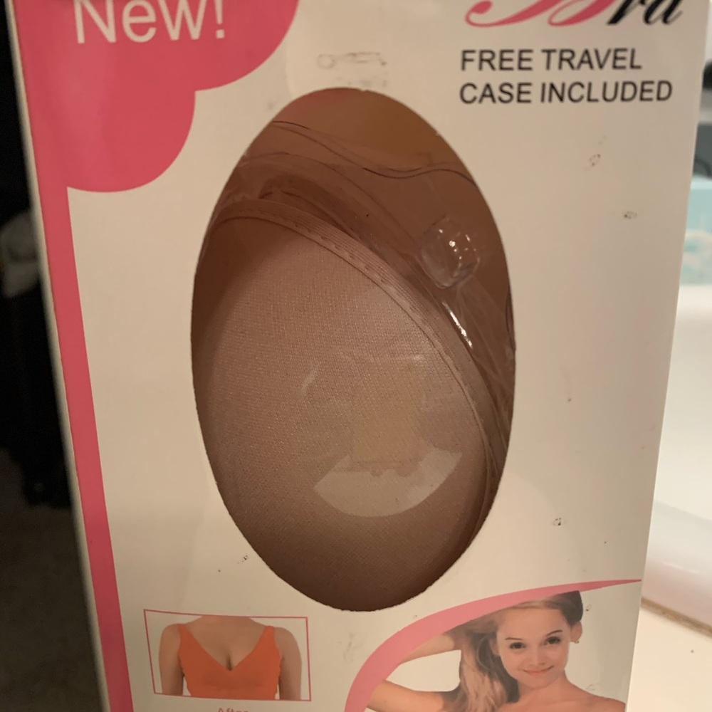 Strapless sticker bra
